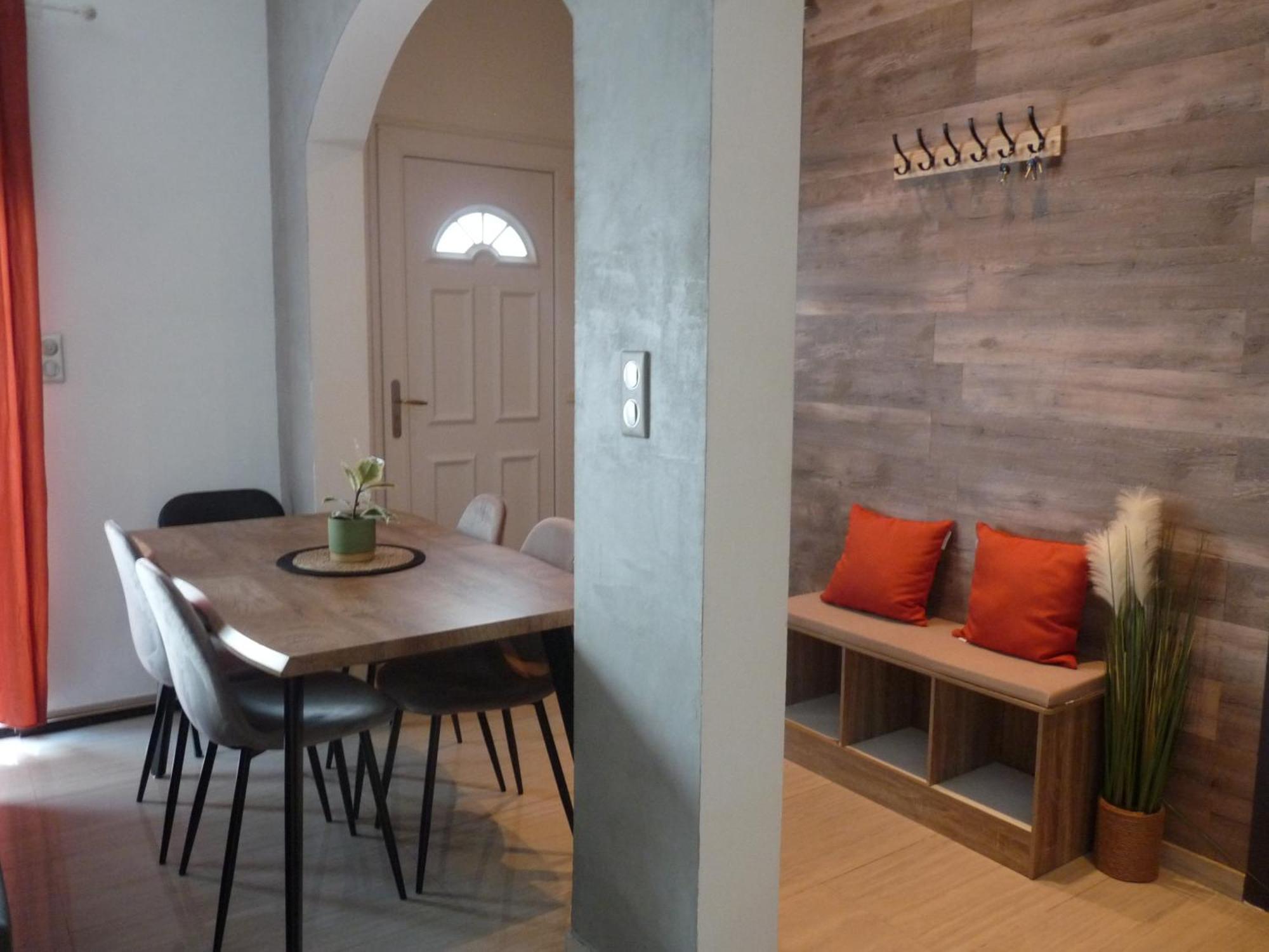 Maison L'ollivia - Terrasse - Parking Gratuit Casa de Férias *